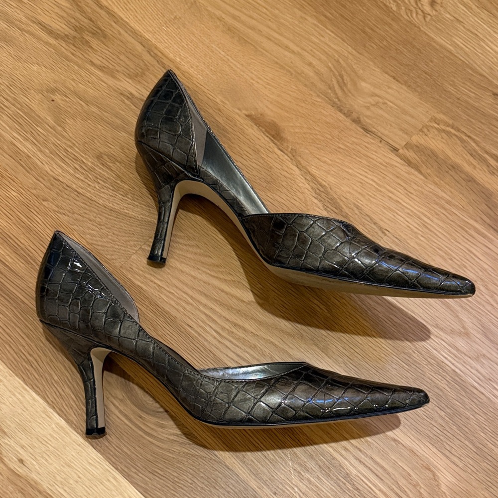 Anne Klein dark silver Croc-Embossed Heels - Picture 2 of 5